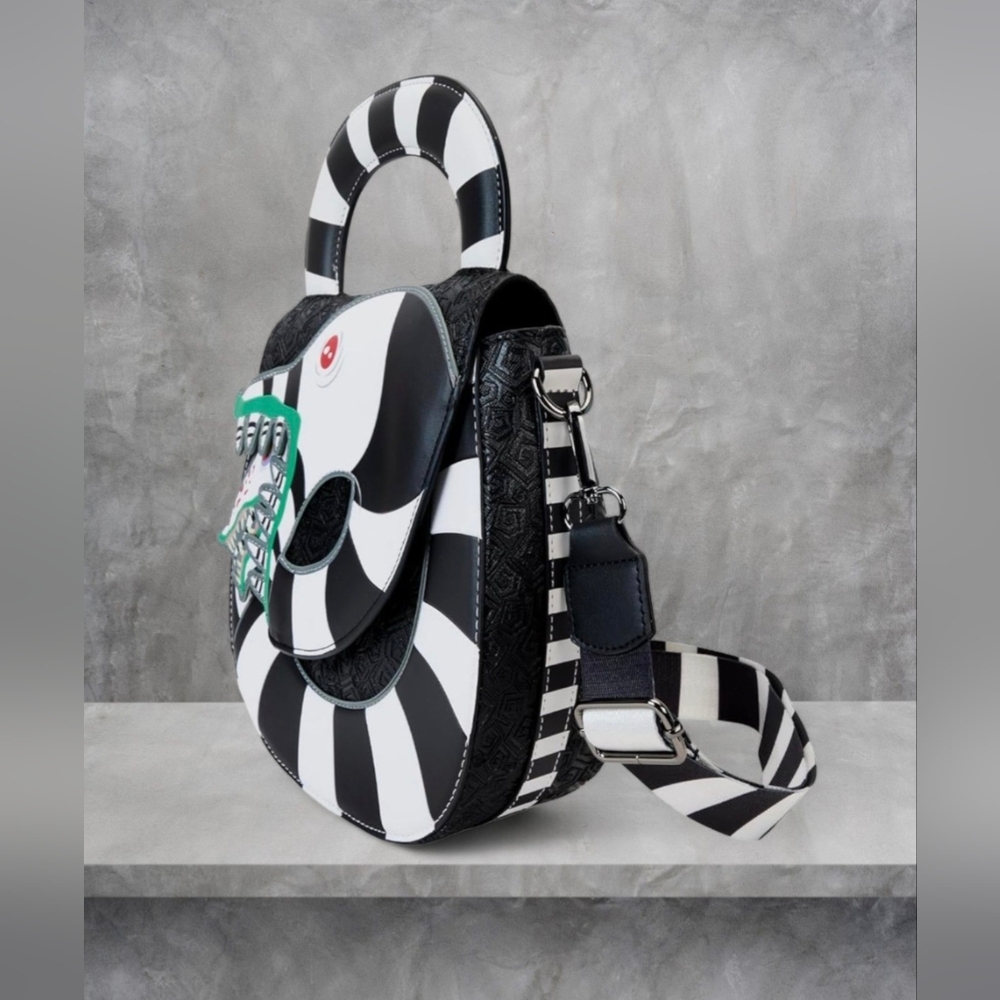 NWT Beetlejuice Sandworm Crossbody Loungefly 🖤 - Picture 2 of 6